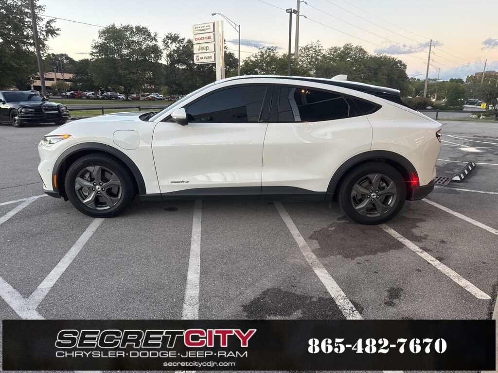 2021 Ford Mustang Mach-E Select photo 3