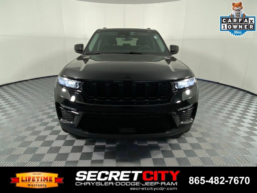 Used 2023 Jeep Grand Cherokee Limited SUV