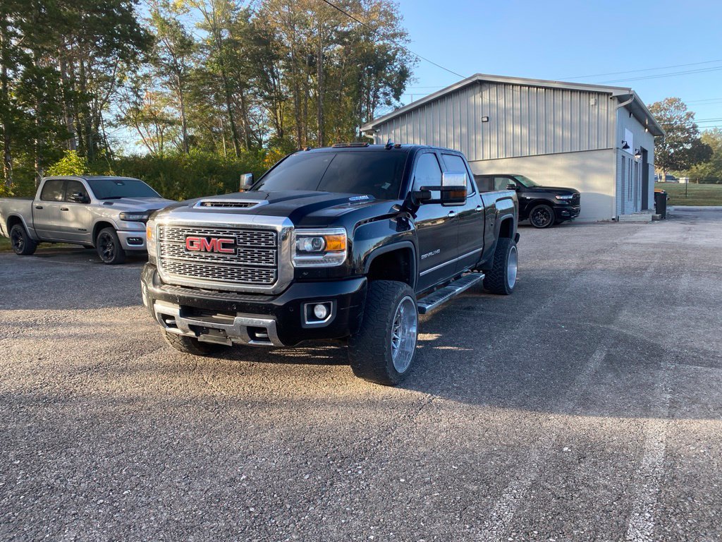 2019 GMC Sierra 2500HD Denali
