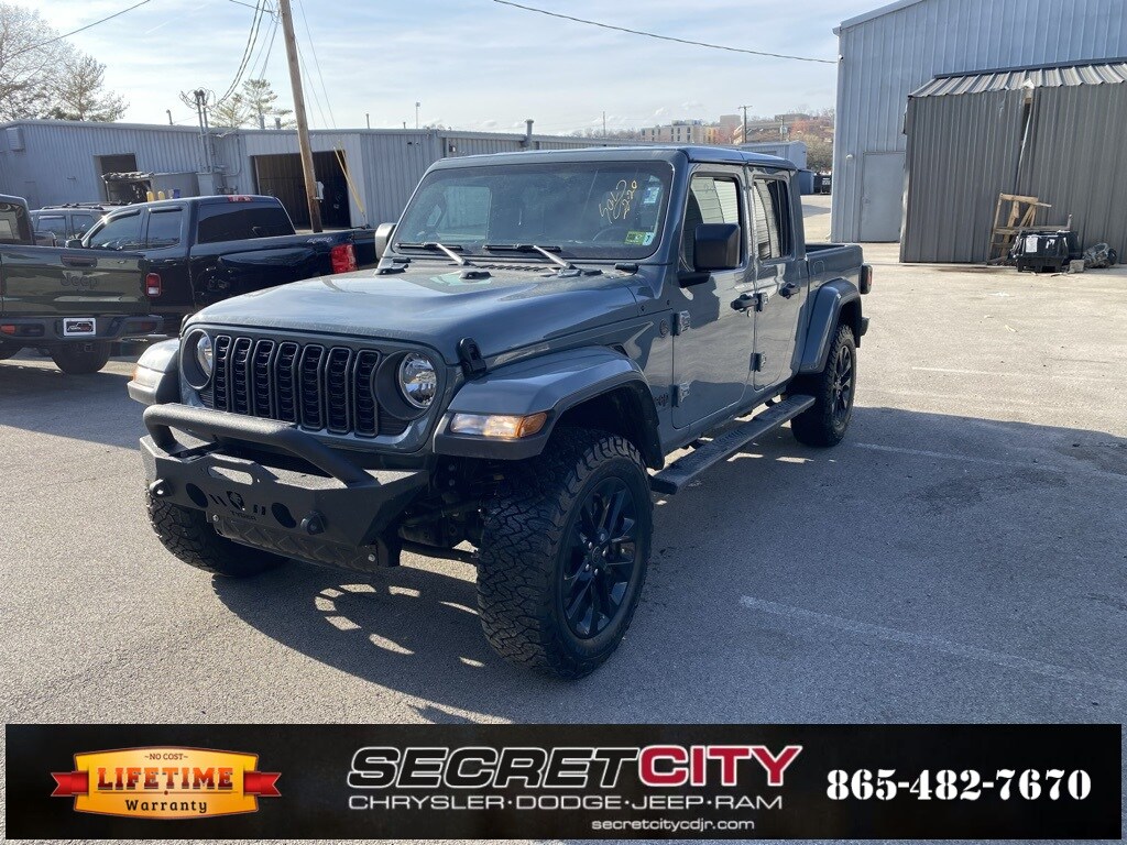Used 2024 Jeep Gladiator Nighthawk Truck