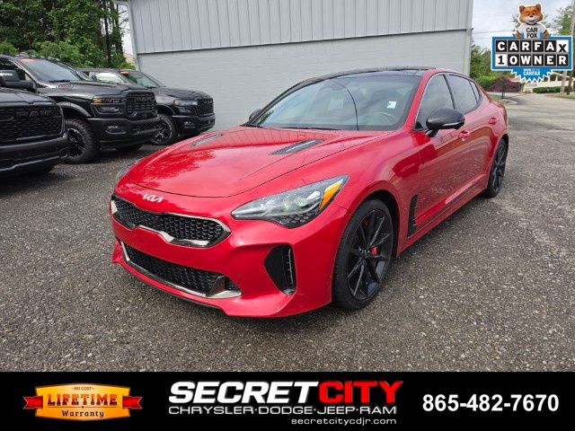 2023 Kia Stinger GT2's photo