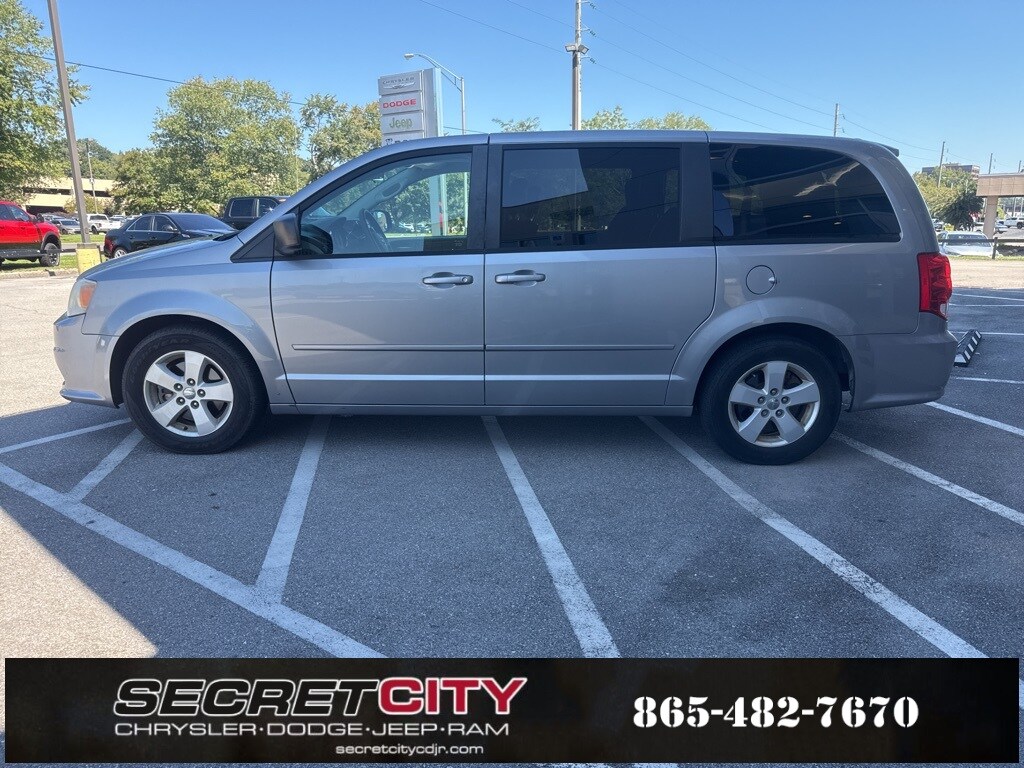 2013 Dodge Grand Caravan SE photo 3