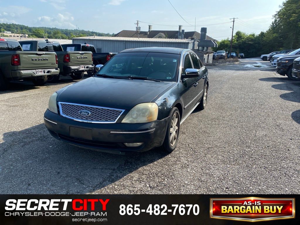2005 Ford Five Hundred Limited's photo