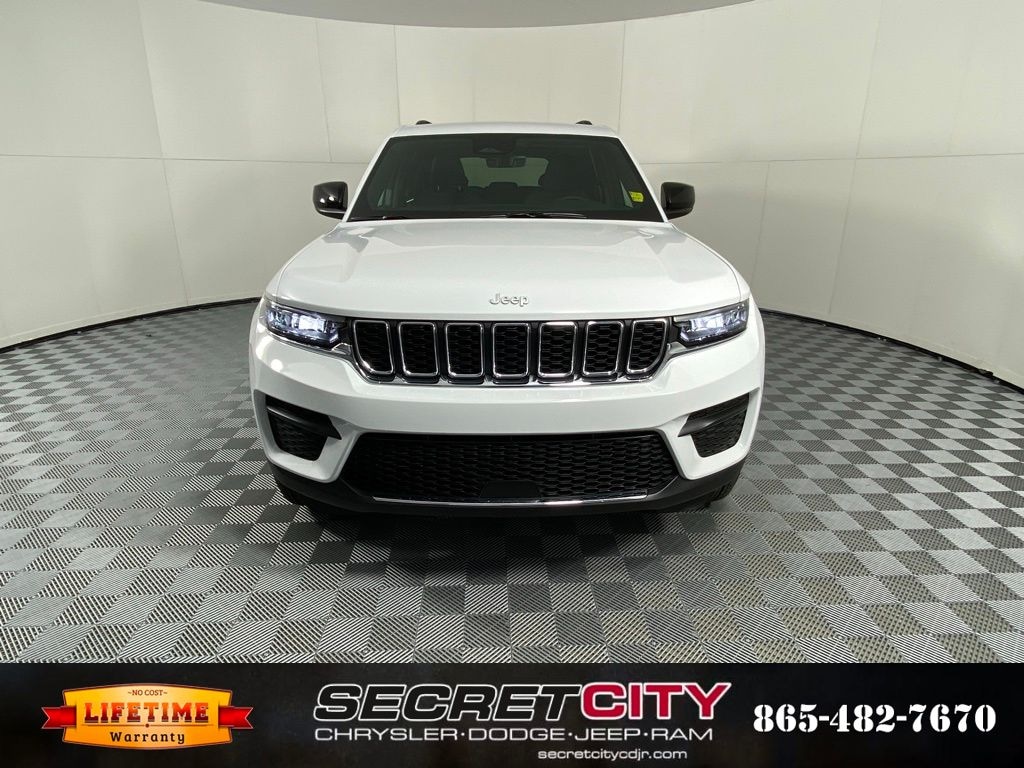 New 2026 Jeep Grand Cherokee LAREDO X 4X4 Sport Utility
