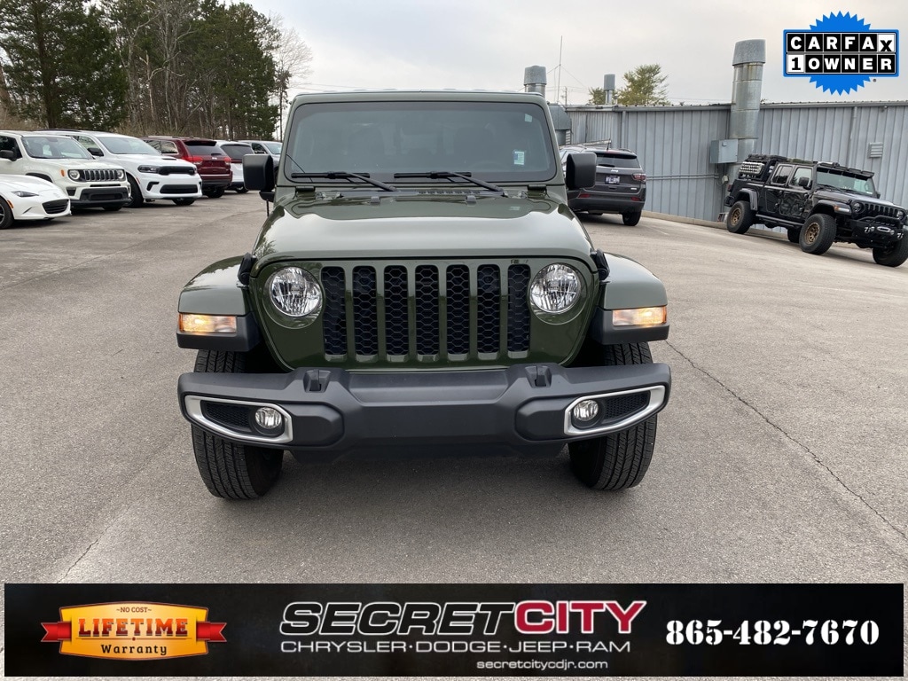 Used 2023 Jeep Gladiator Sport Truck