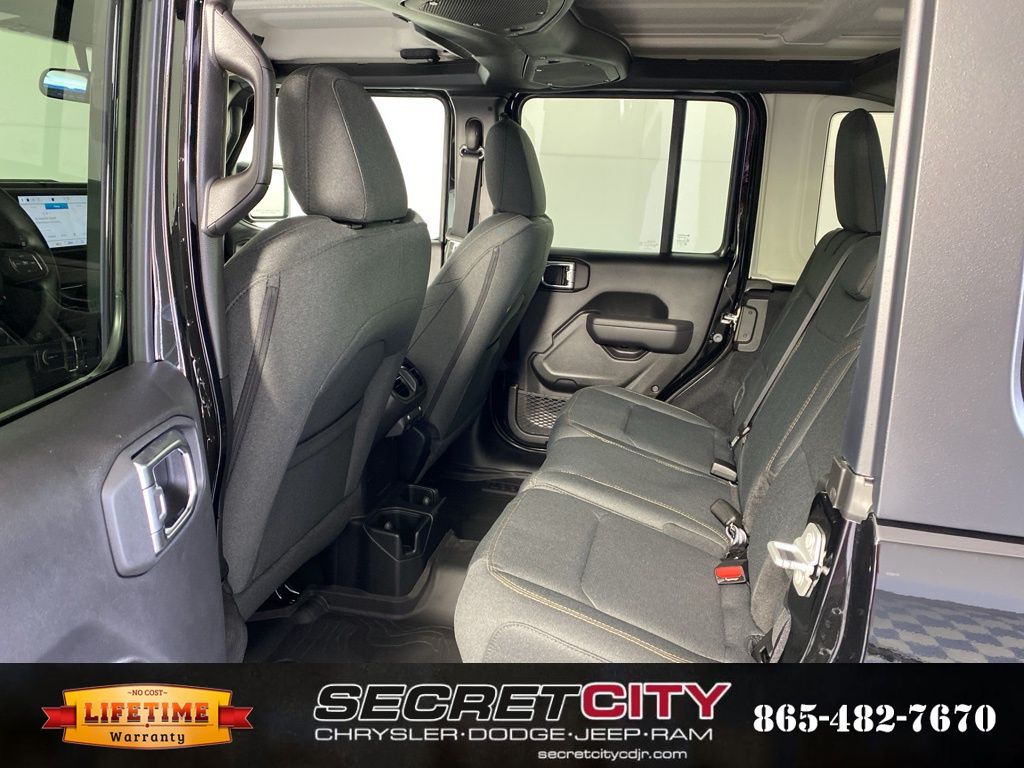 2025 Jeep Wrangler 4-Door Sport - Photo 30