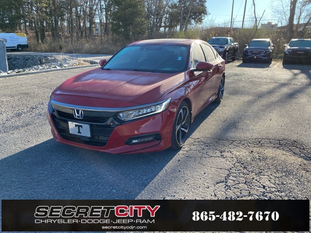 2018 Honda Accord Sport's photo