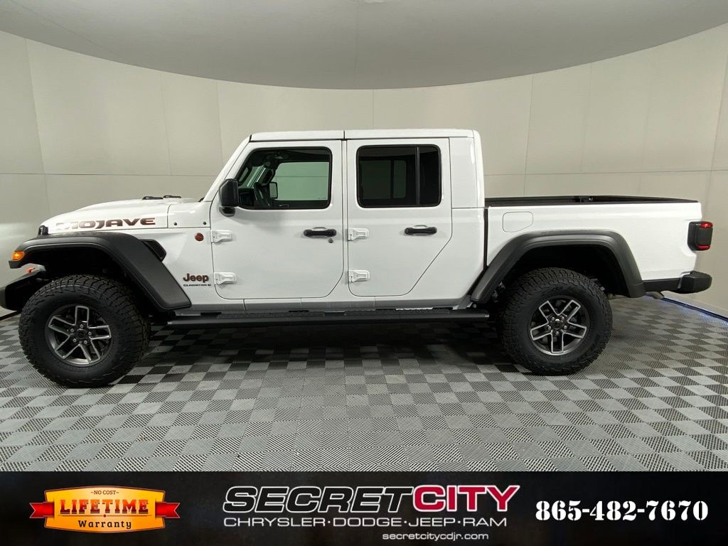 New 2026 Jeep Gladiator MOJAVE 4X4 Pickup
