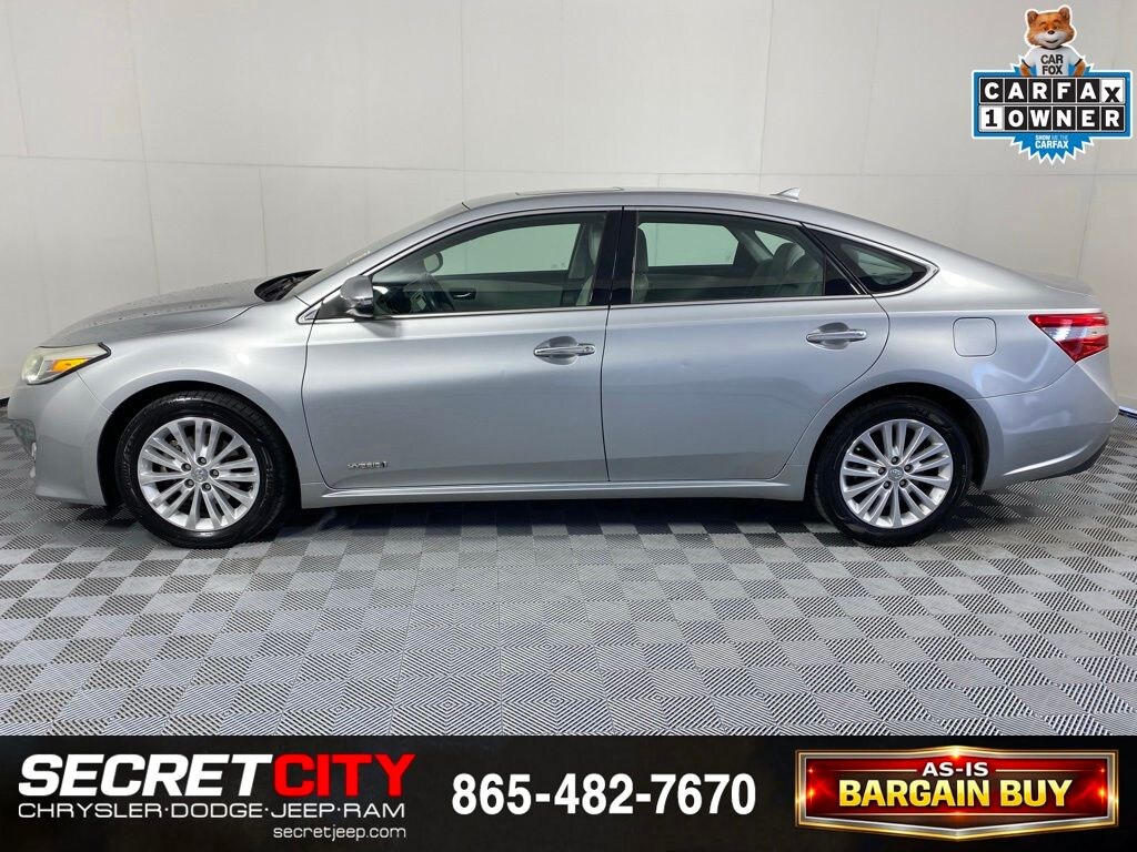 Used 2015 Toyota Avalon Hybrid Limited Sedan