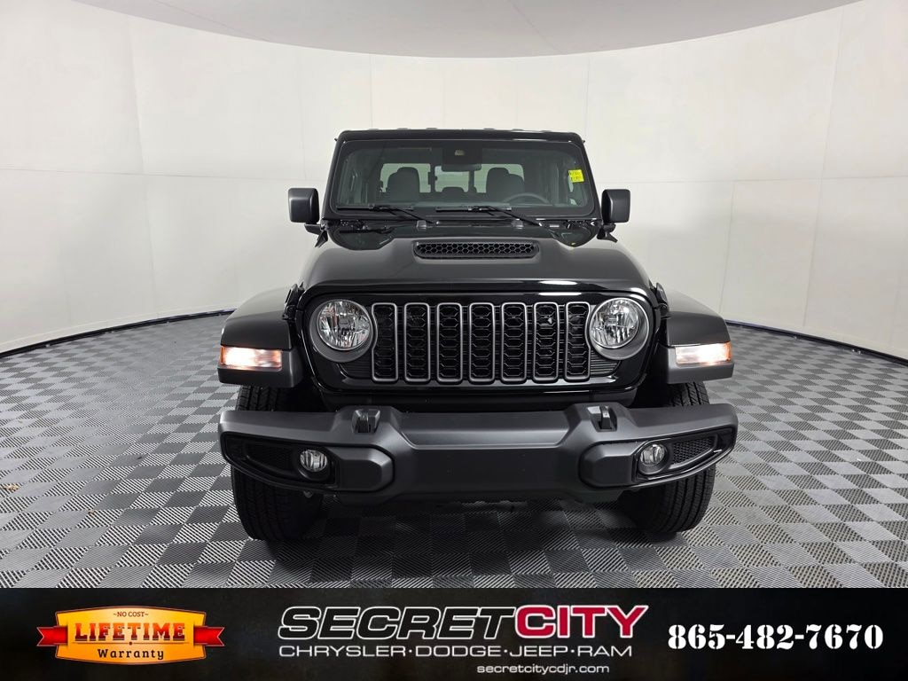New 2025 Jeep Gladiator SPORT S 4X4 Pickup