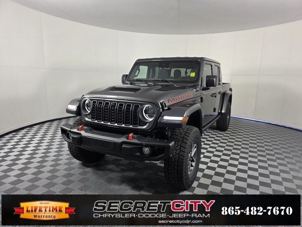 2025 Jeep Gladiator Mojave photo 3