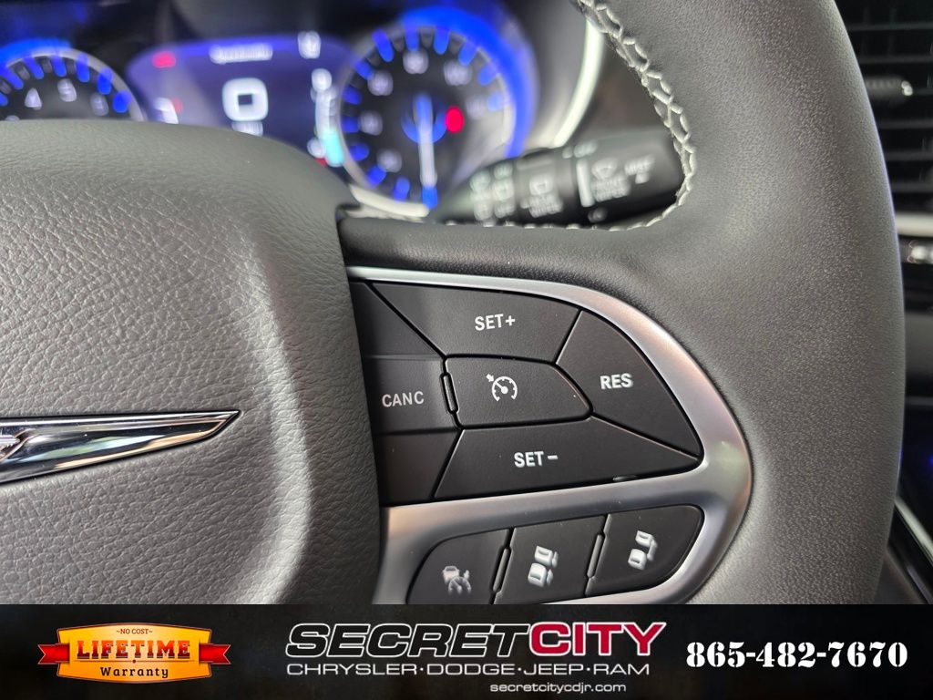 2026 Chrysler Voyager LX - Photo 18