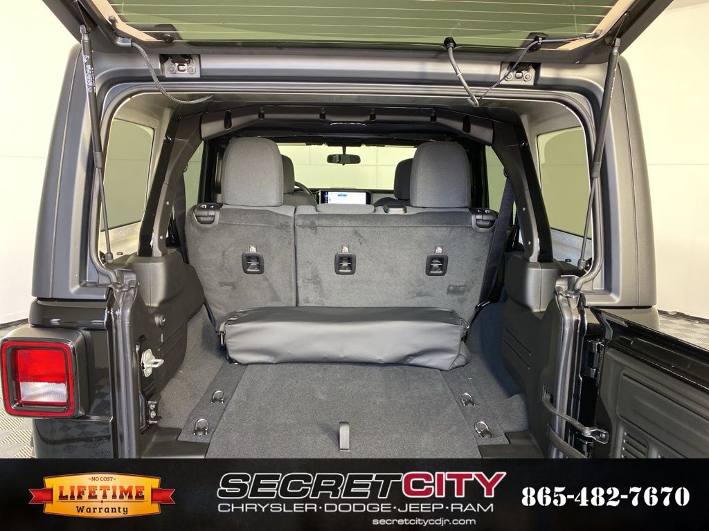 2025 Jeep Wrangler 4-Door Sport - Photo 31