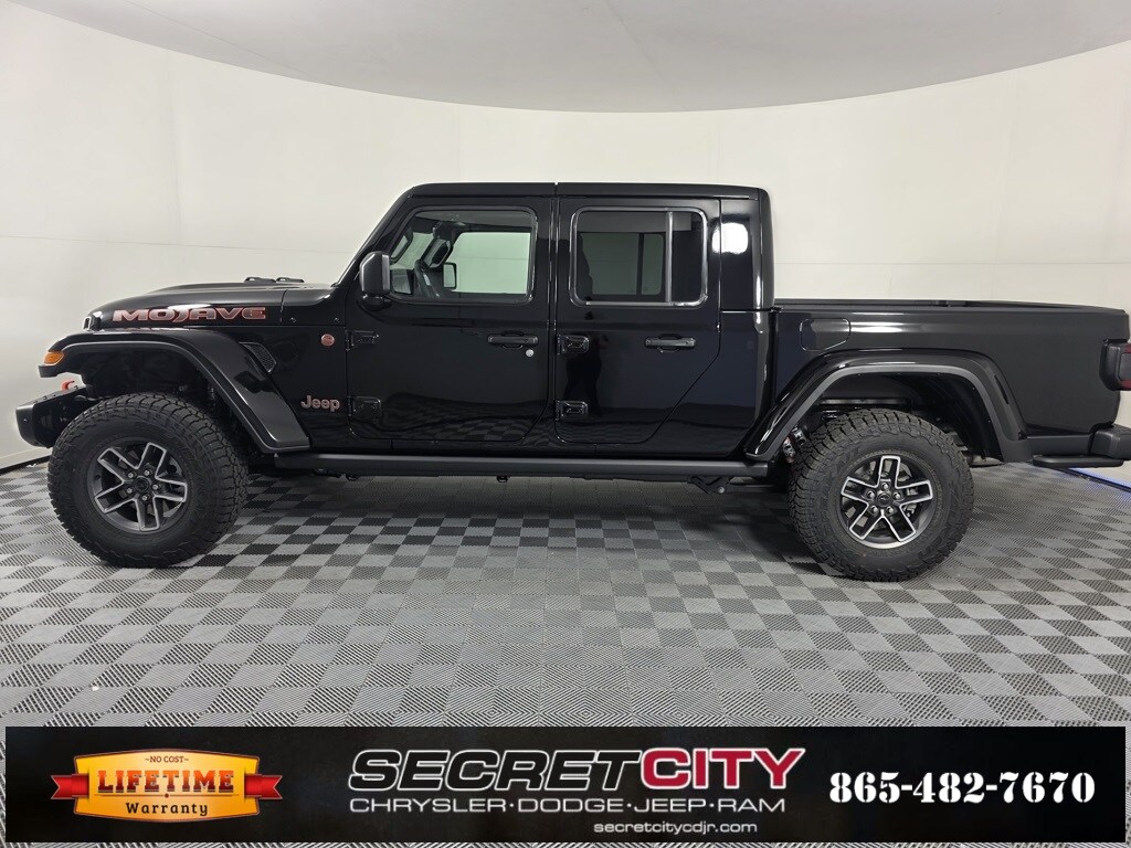 2025 Jeep Gladiator Mojave photo 4