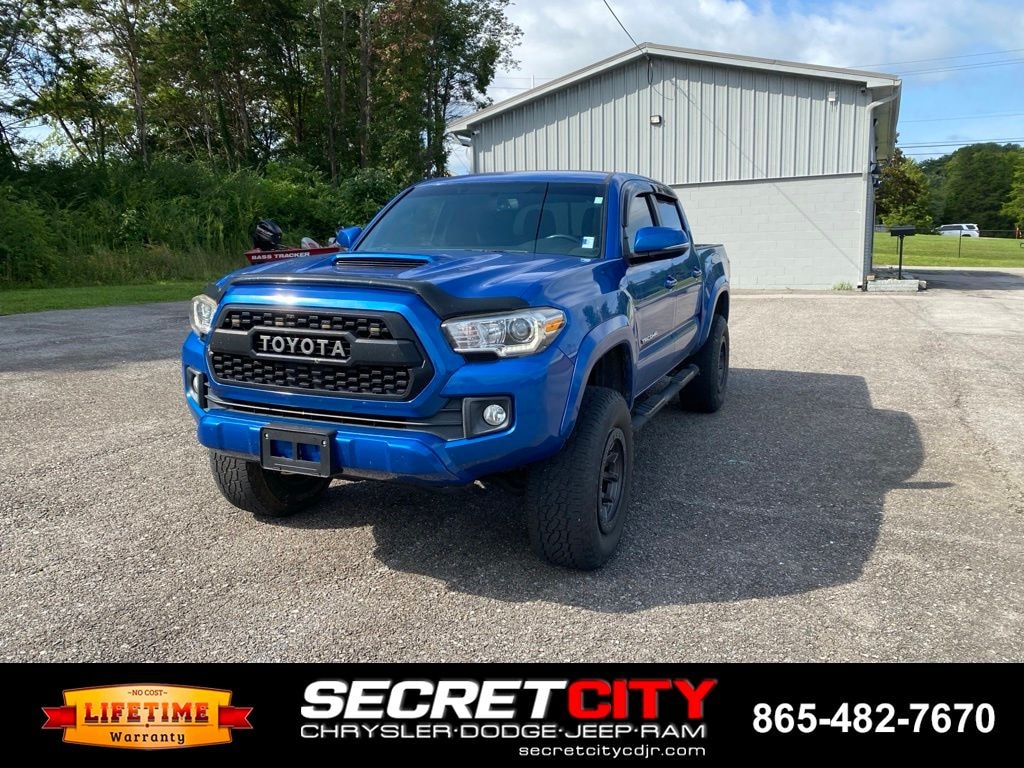 Used 2017 Toyota Tacoma TRD Sport Truck