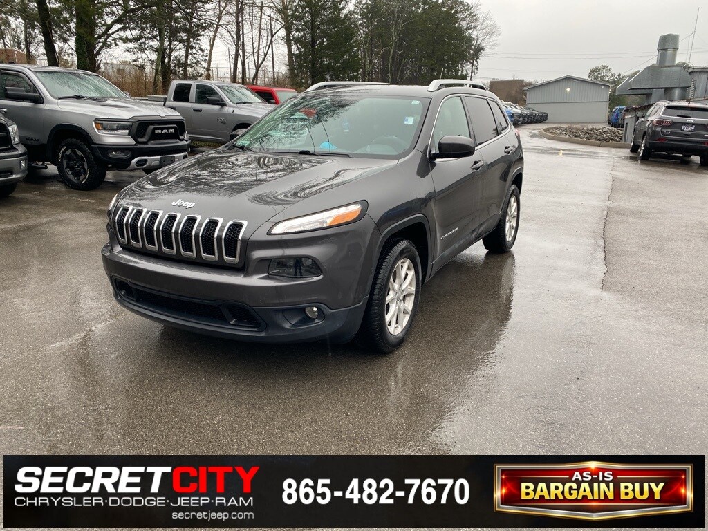 Used 2015 Jeep Cherokee Latitude SUV