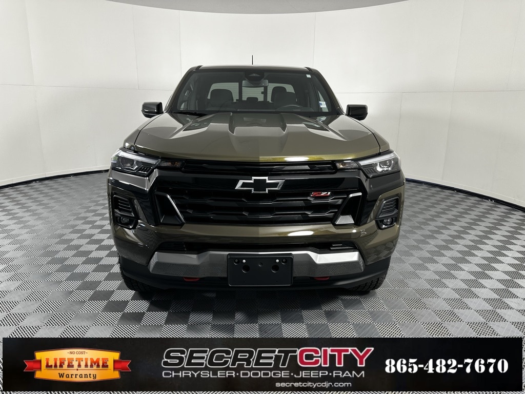 Used 2024 Chevrolet Colorado Z71 with VIN 1GCPTDEK4R1145654 for sale in Oak Ridge, TN