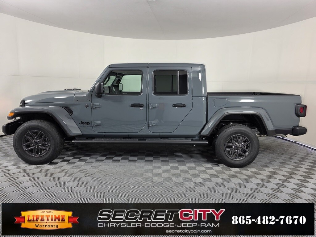 2025 Jeep Gladiator Sport S photo 4