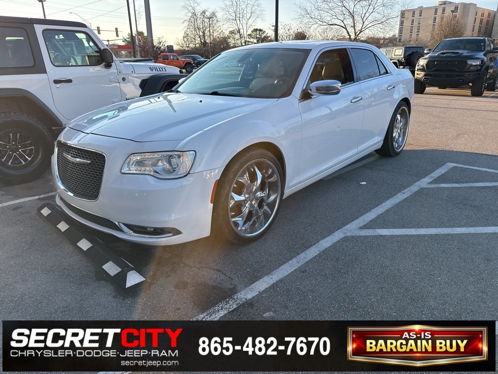 2017 Chrysler 300 C