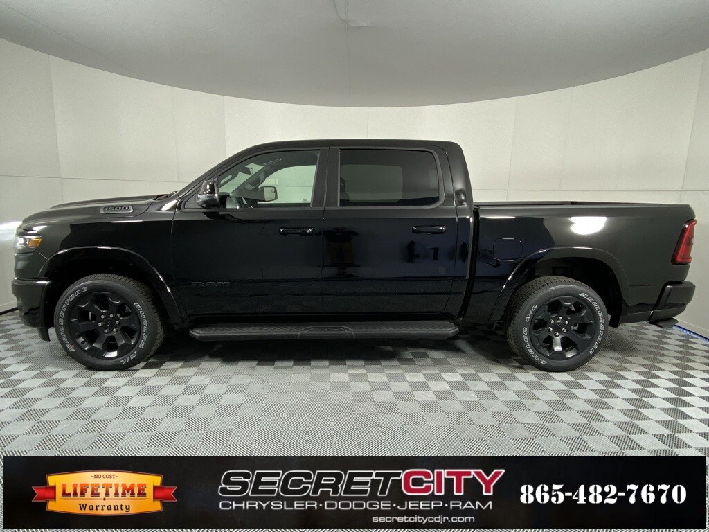 New 2026 Ram 1500 BIG HORN CREW CAB 4X4 5'7 BOX Pickup