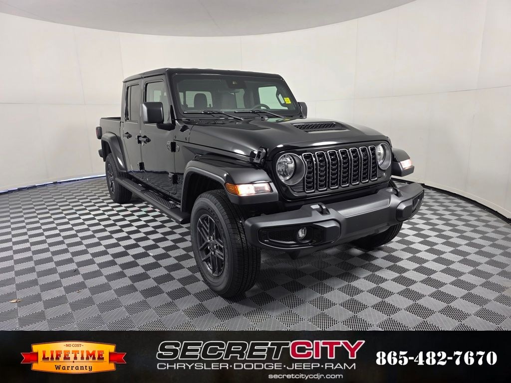 New 2025 Jeep Gladiator SPORT S 4X4 Pickup