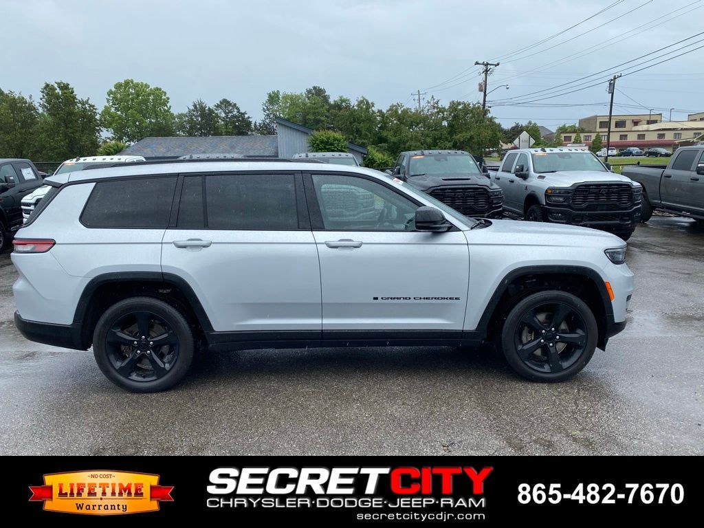 Used 2023 Jeep Grand Cherokee L Altitude SUV