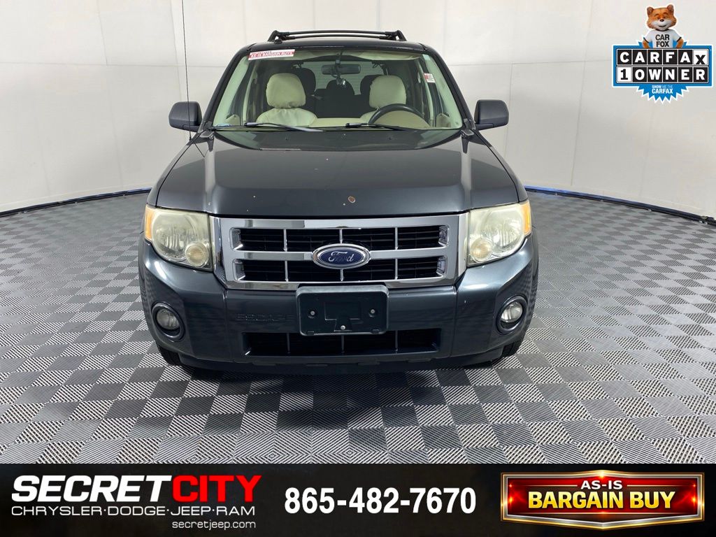 Used 2008 Ford Escape XLT with VIN 1FMCU03108KA13736 for sale in Oak Ridge, TN