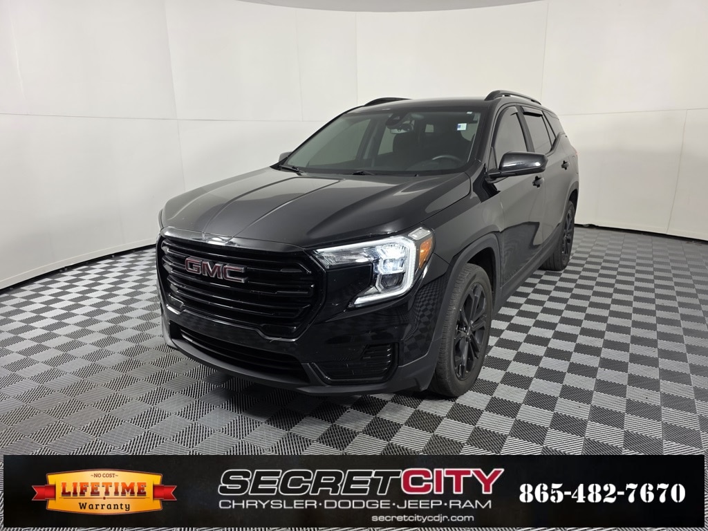 2022 GMC Terrain SLE's photo
