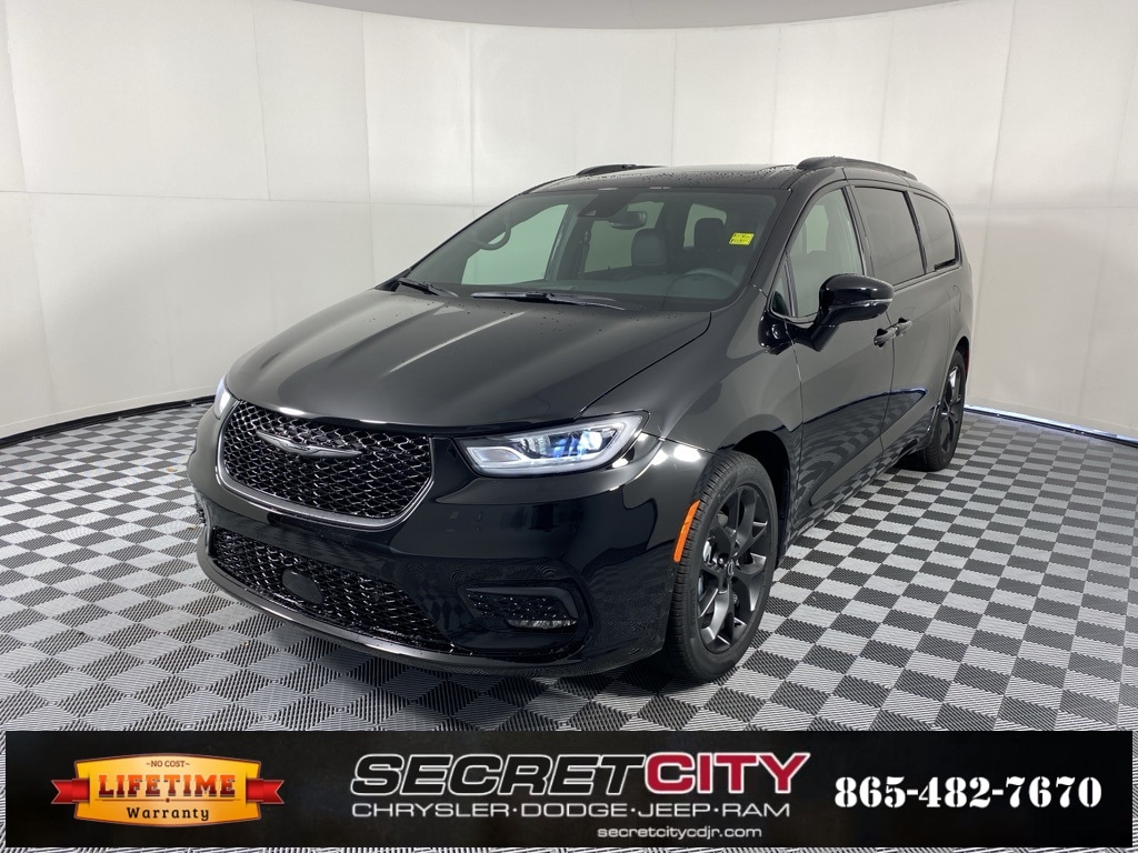 New 2026 Chrysler Pacifica SELECT Passenger Van