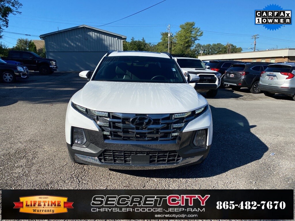 2023 Hyundai Santa Cruz Limited photo 2