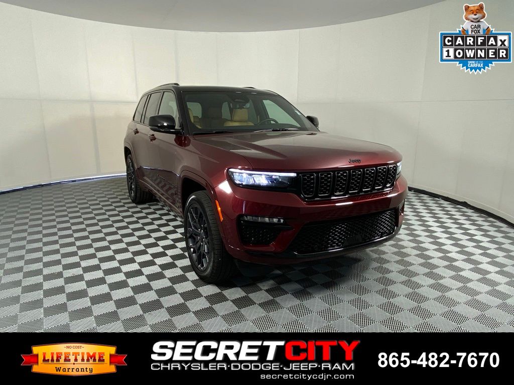 2025 Jeep Grand Cherokee Summit 4x4's photo