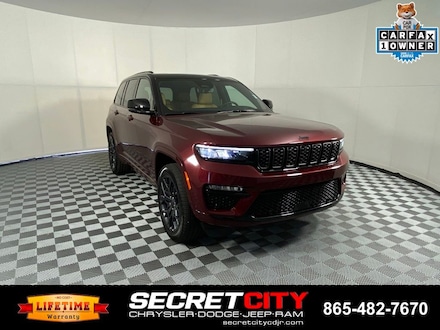 2025 Jeep Grand Cherokee Summit SUV