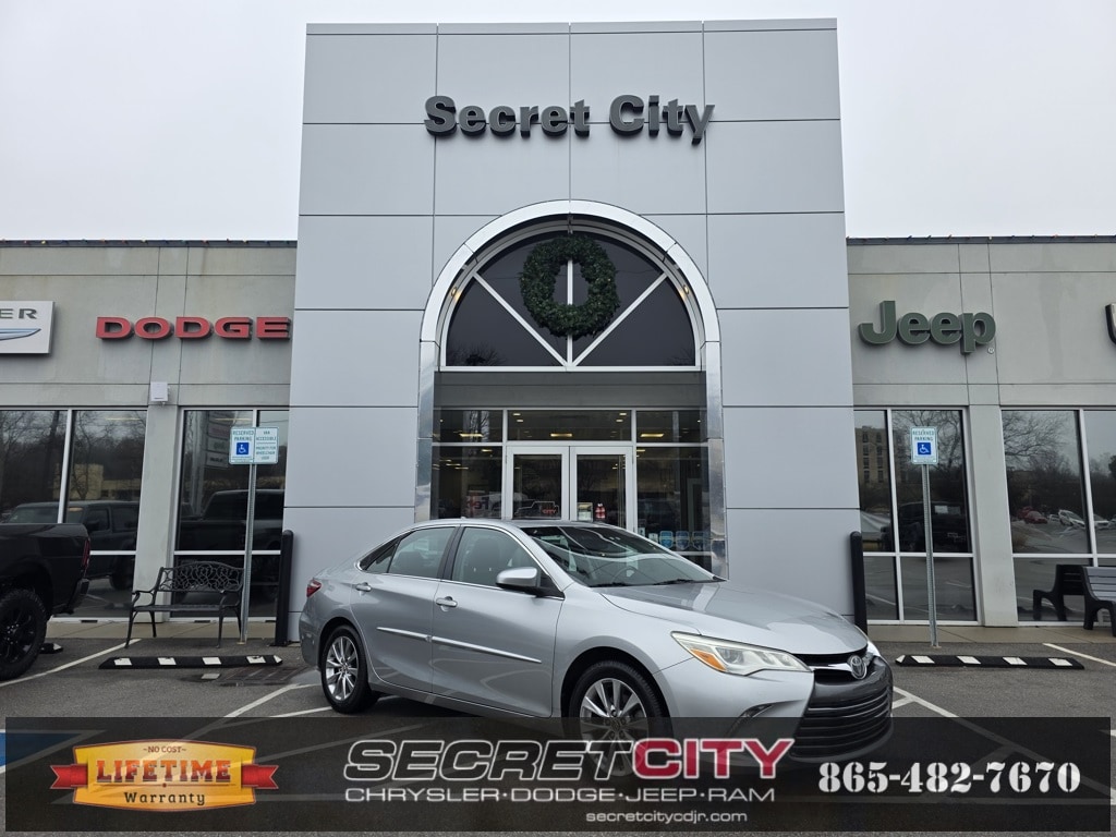 Used 2016 Toyota Camry XSE V6 Sedan