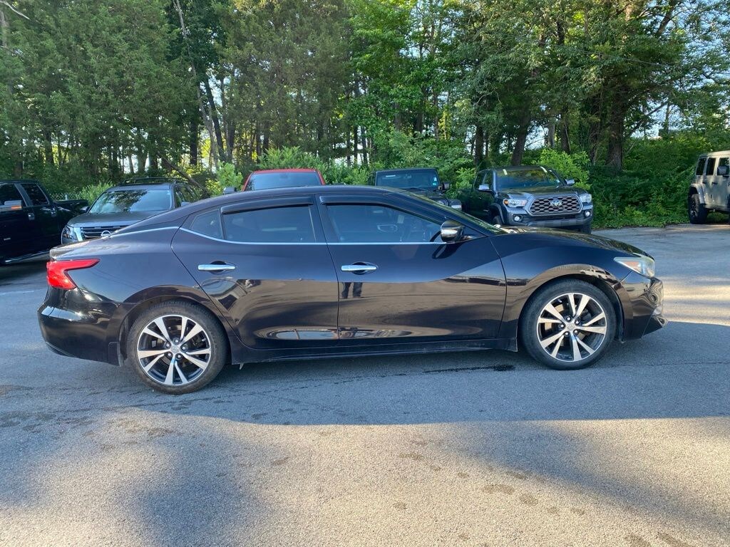 Used 2017 Nissan Maxima 3.5 SL Sedan