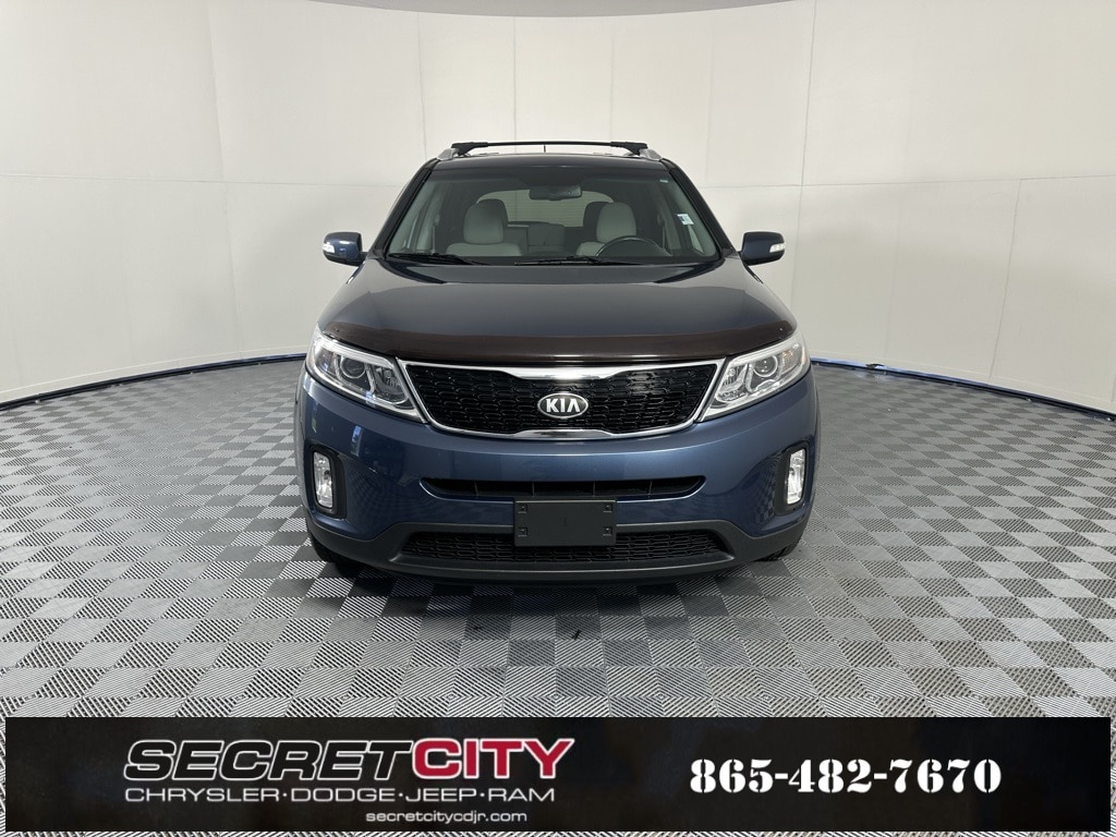 Used 2014 Kia Sorento LX with VIN 5XYKT3A60EG478182 for sale in Oak Ridge, TN