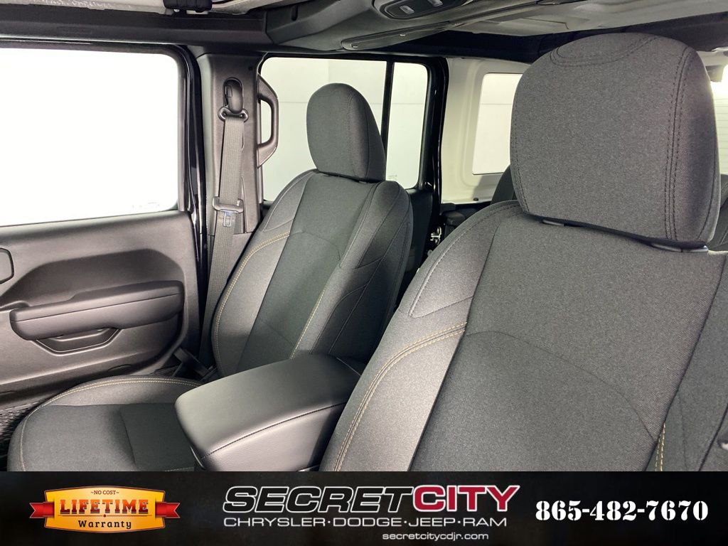 2025 Jeep Wrangler 4-Door Sport - Photo 10
