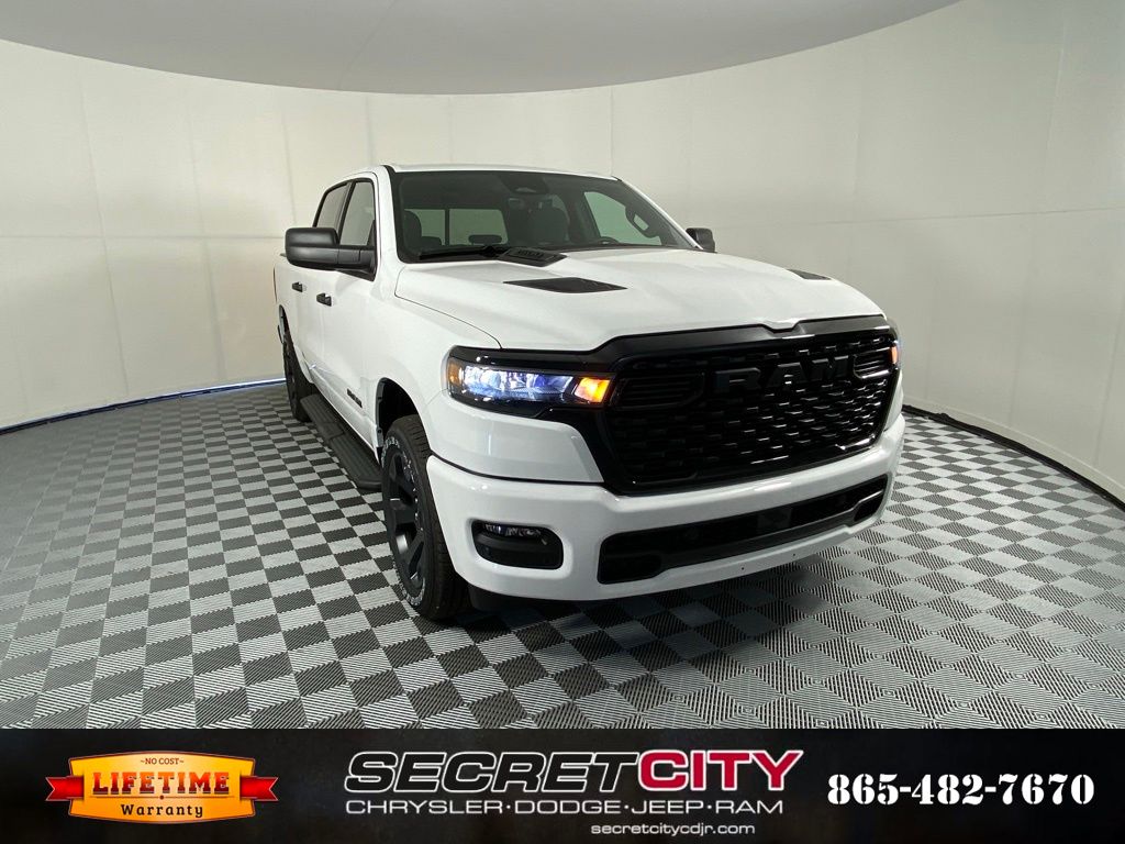 New 2026 Ram 1500 EXPRESS CREW CAB 4X4 5'7 BOX