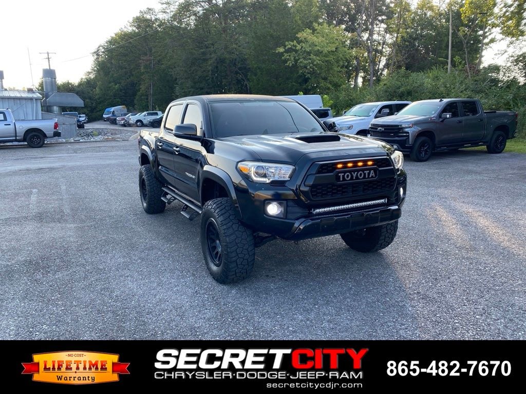 Used 2017 Toyota Tacoma TRD Sport Truck