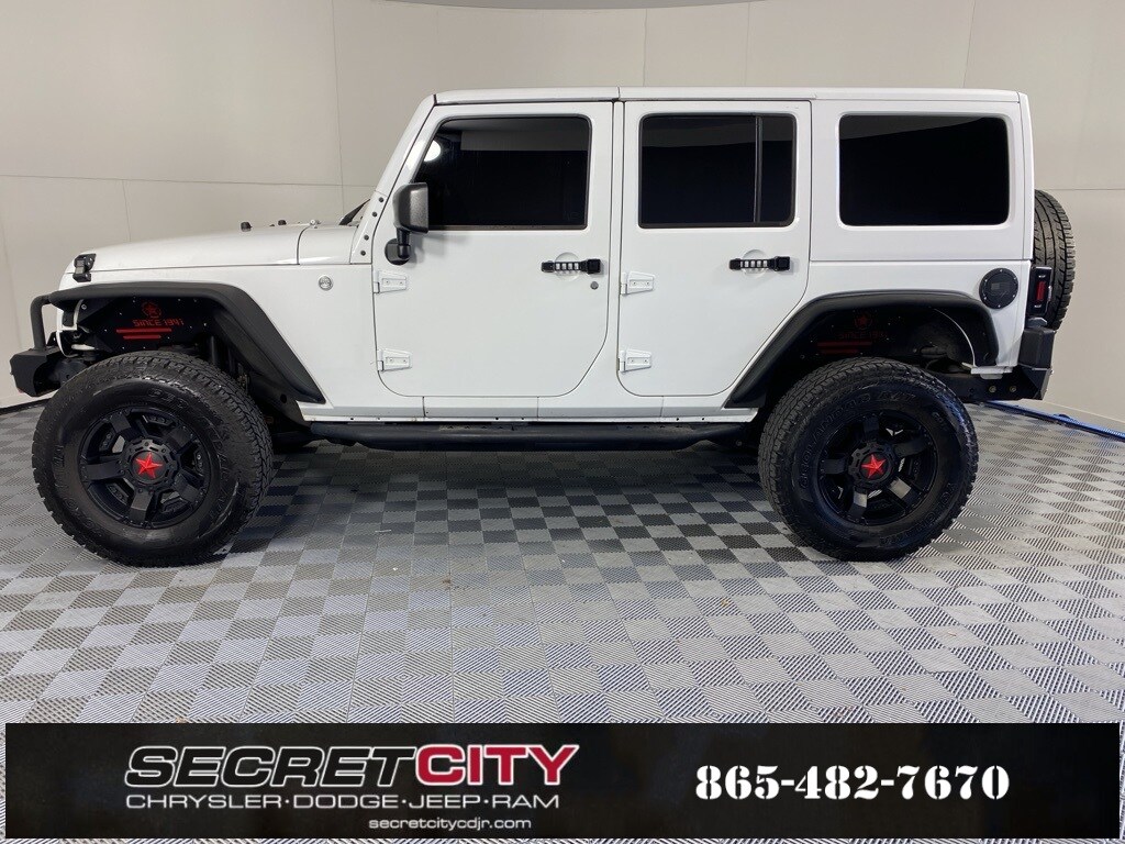 Used 2018 Jeep Wrangler JK Unlimited Sahara SUV