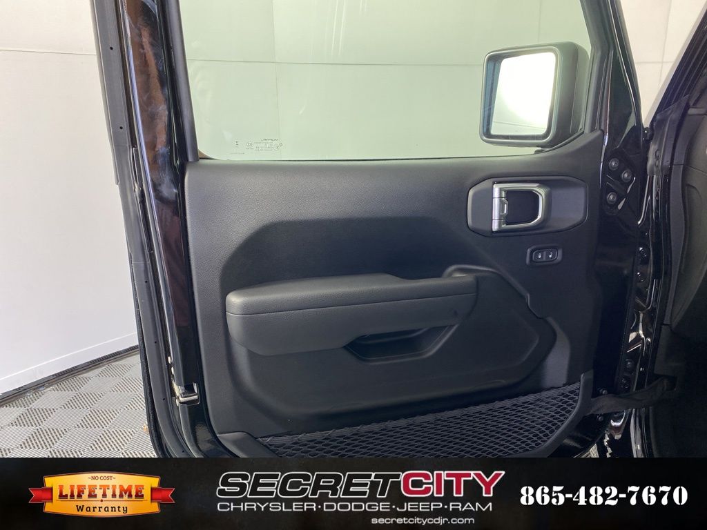 2025 Jeep Wrangler 4-Door Sport - Photo 12