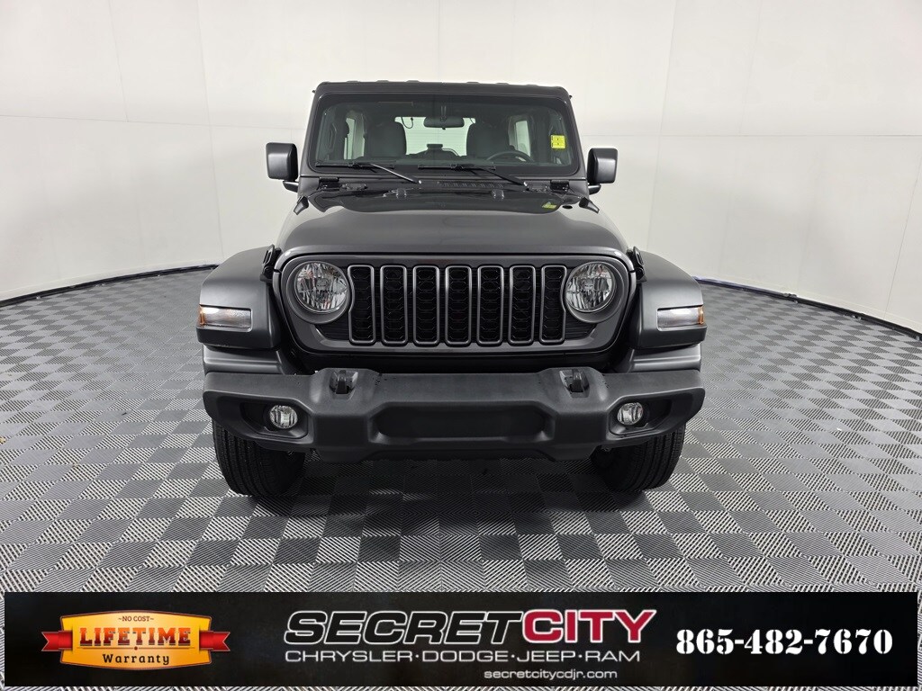 2025 Jeep Wrangler Sport photo 2