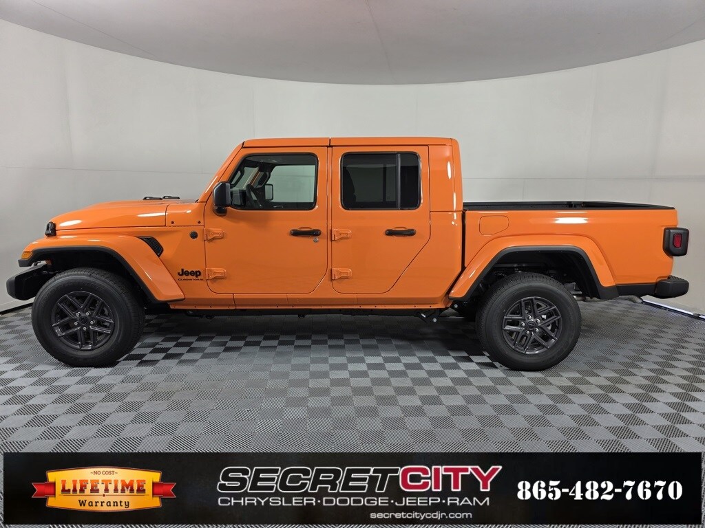 2025 Jeep Gladiator Sport S photo 4