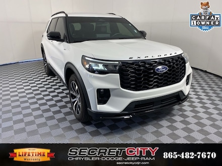 2025 Ford Explorer ST-Line SUV