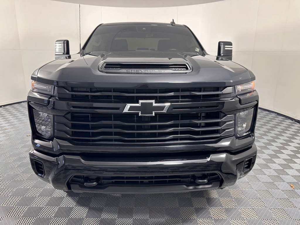 Used 2024 Chevrolet Silverado 2500HD Custom with VIN 1GC4YME71RF123291 for sale in Oak Ridge, TN