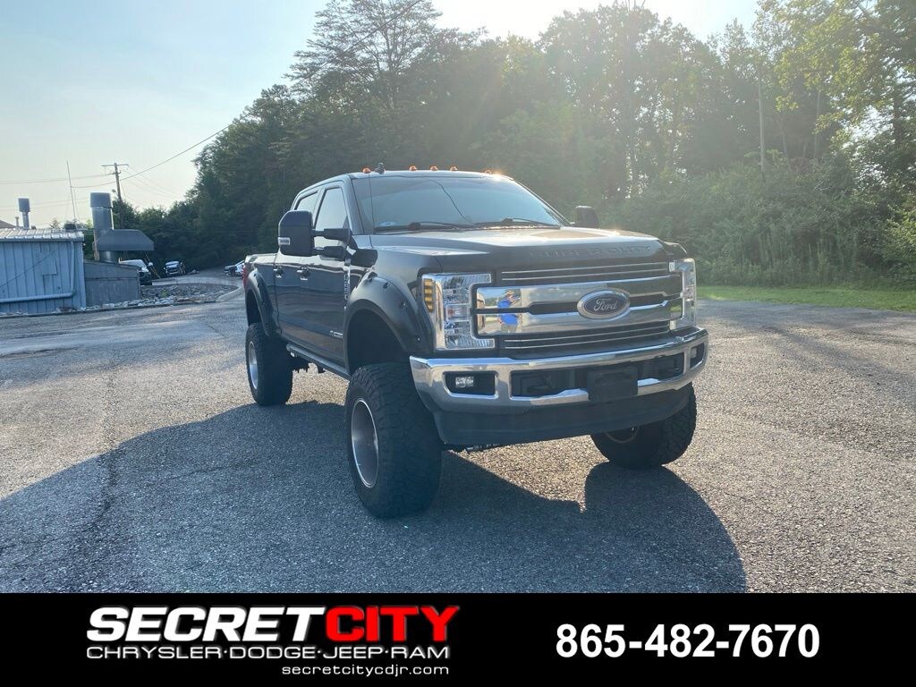Used 2019 Ford F-250SD Lariat Truck