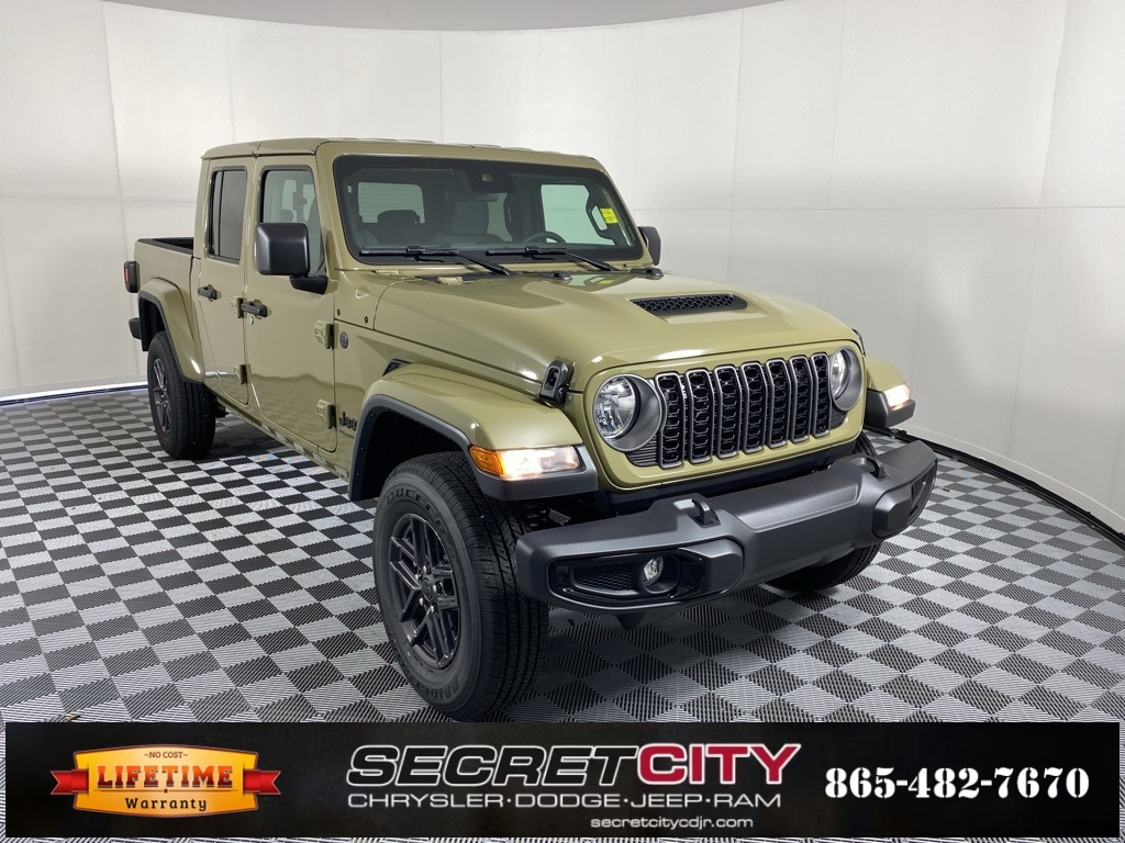 New 2025 Jeep Gladiator SPORT S 4X4 Pickup