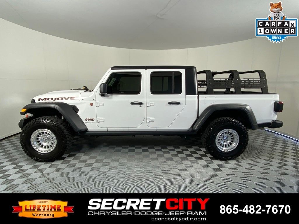 Used 2025 Jeep Gladiator Mojave Truck