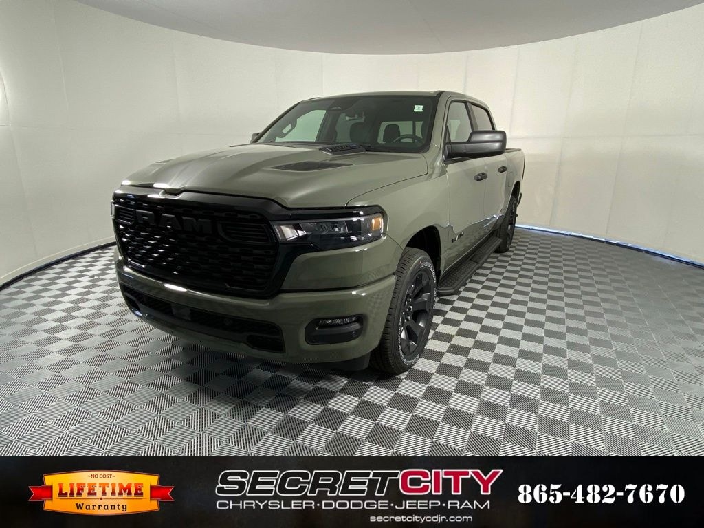 New 2026 Ram 1500 EXPRESS CREW CAB 4X4 5'7 BOX Pickup