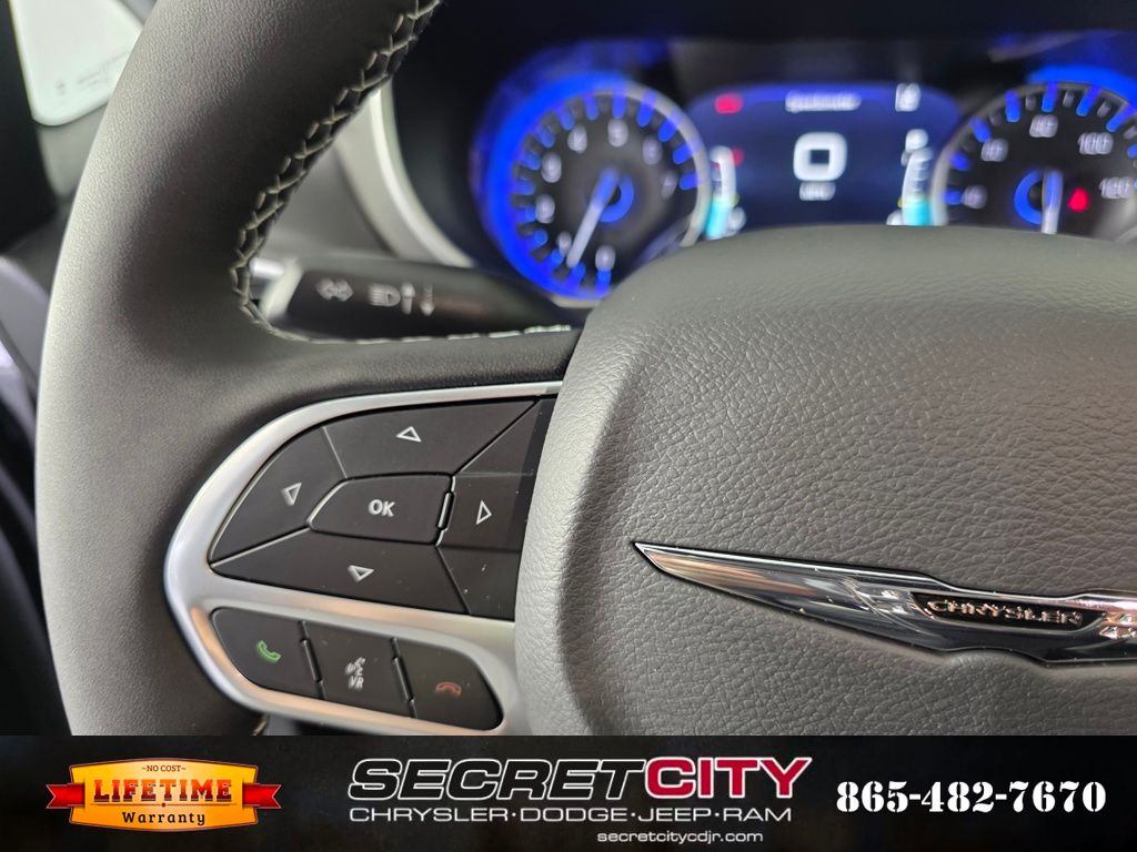 2026 Chrysler Voyager LX - Photo 17