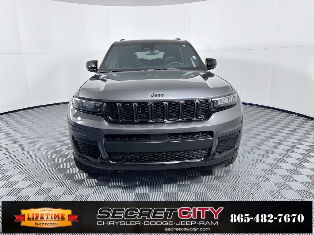 Used 2023 Jeep Grand Cherokee L Altitude with VIN 1C4RJKAG1P8701122 for sale in Oak Ridge, TN